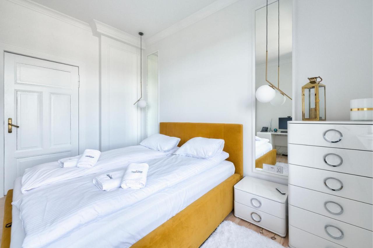 Dom & House - Golden Loft Apartment *